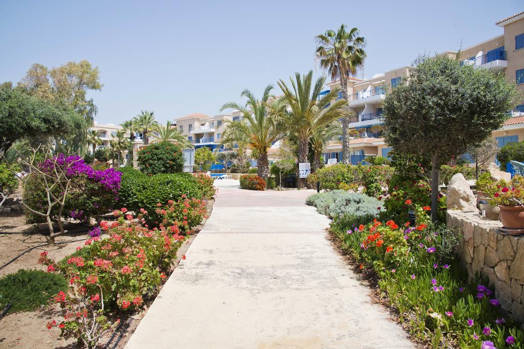 King'S Palace Apartment Paphos Eksteriør bilde
