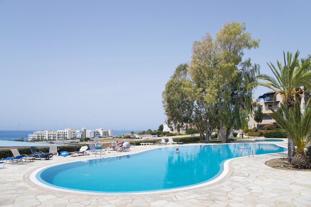 King'S Palace Apartment Paphos Eksteriør bilde